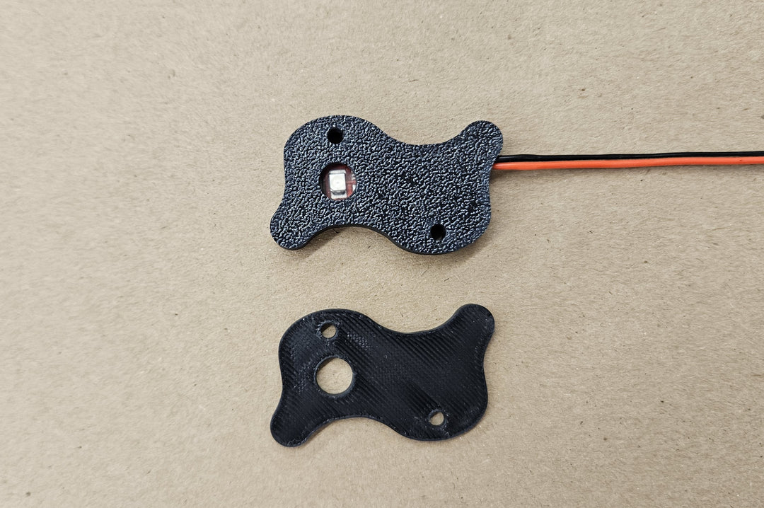 Transponder mount compatible with Trackmate T1601rc Transponders